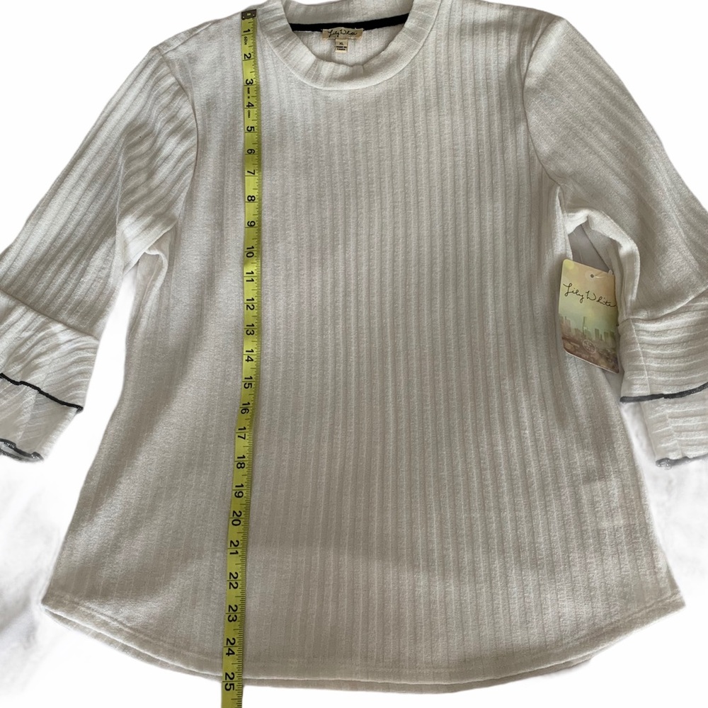 SALE! Brand New Top - Picture 5 of 6
